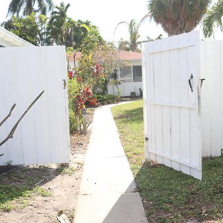 Tropical Retreat ** 2 Bedroom ** Singer Island ウェストパームビーチ エクステリア 写真