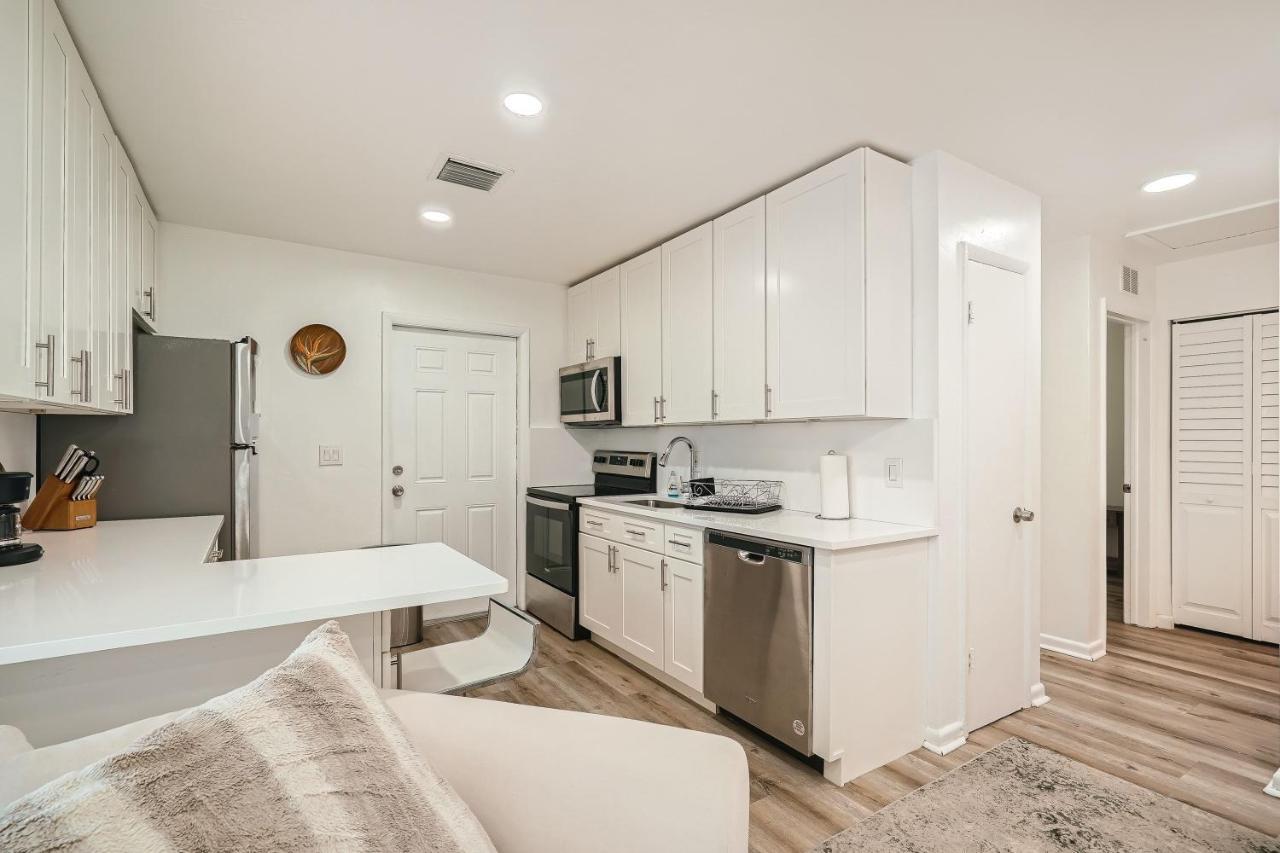 Tropical Retreat ** 2 Bedroom ** Singer Island ウェストパームビーチ エクステリア 写真
